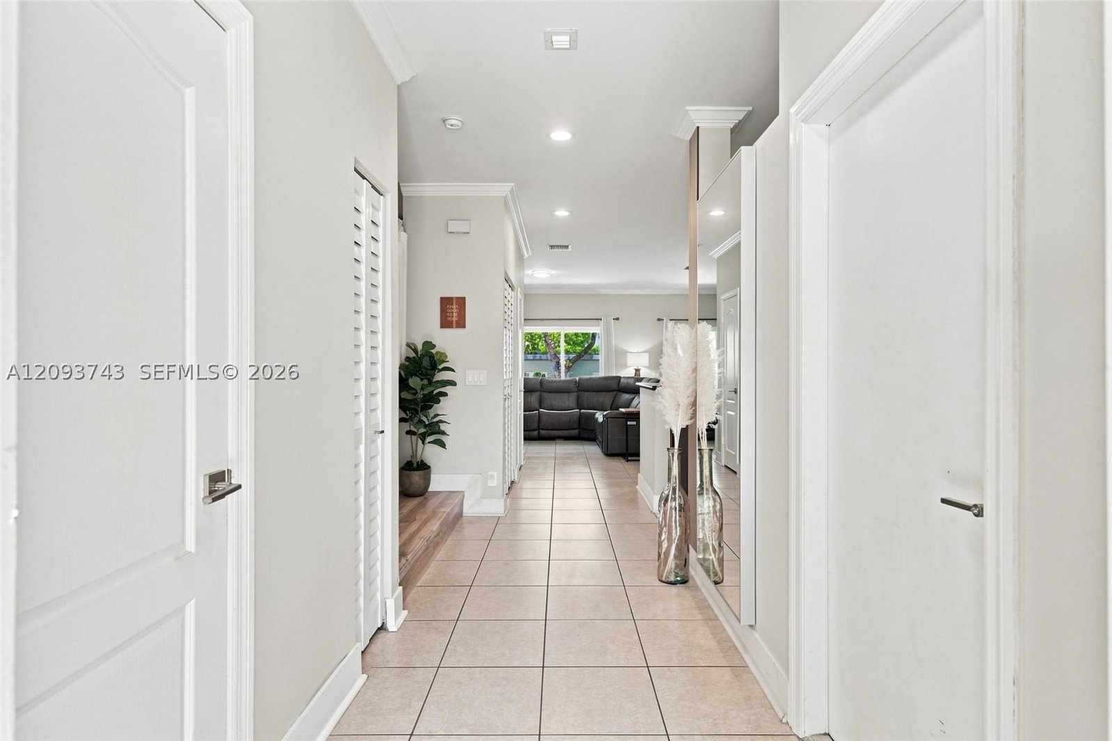 Real estate property located at 13225 7th Dr, Broward, Lago West Subdivision, Plantation, FL