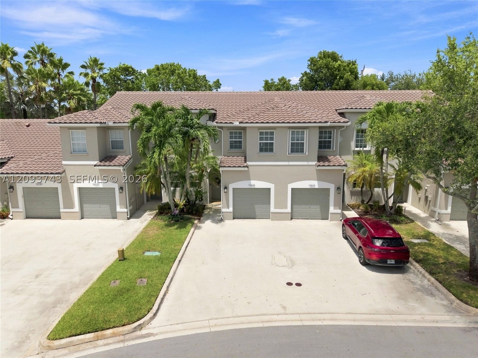Real estate property located at 13225 7th Dr, Broward, Lago West Subdivision, Plantation, FL