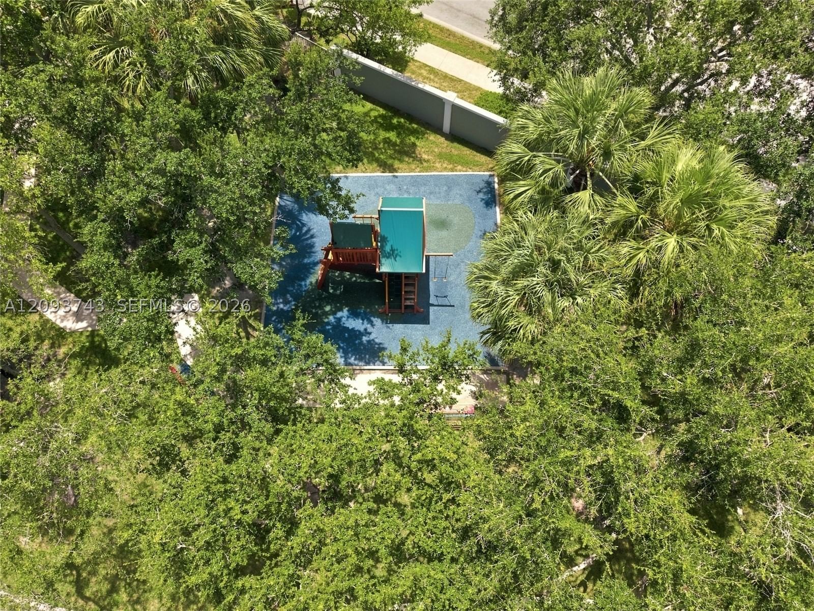 Real estate property located at 13225 7th Dr, Broward, Lago West Subdivision, Plantation, FL
