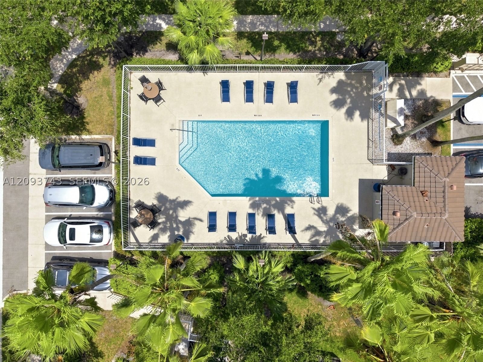 Real estate property located at 13225 7th Dr, Broward, Lago West Subdivision, Plantation, FL