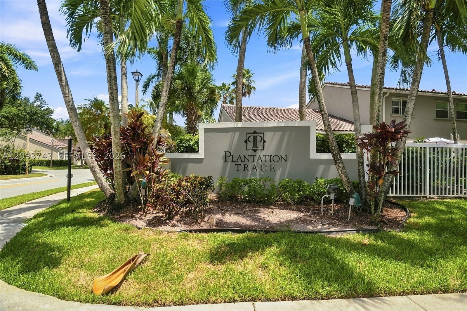 Real estate property located at 13225 7th Dr, Broward, Lago West Subdivision, Plantation, FL