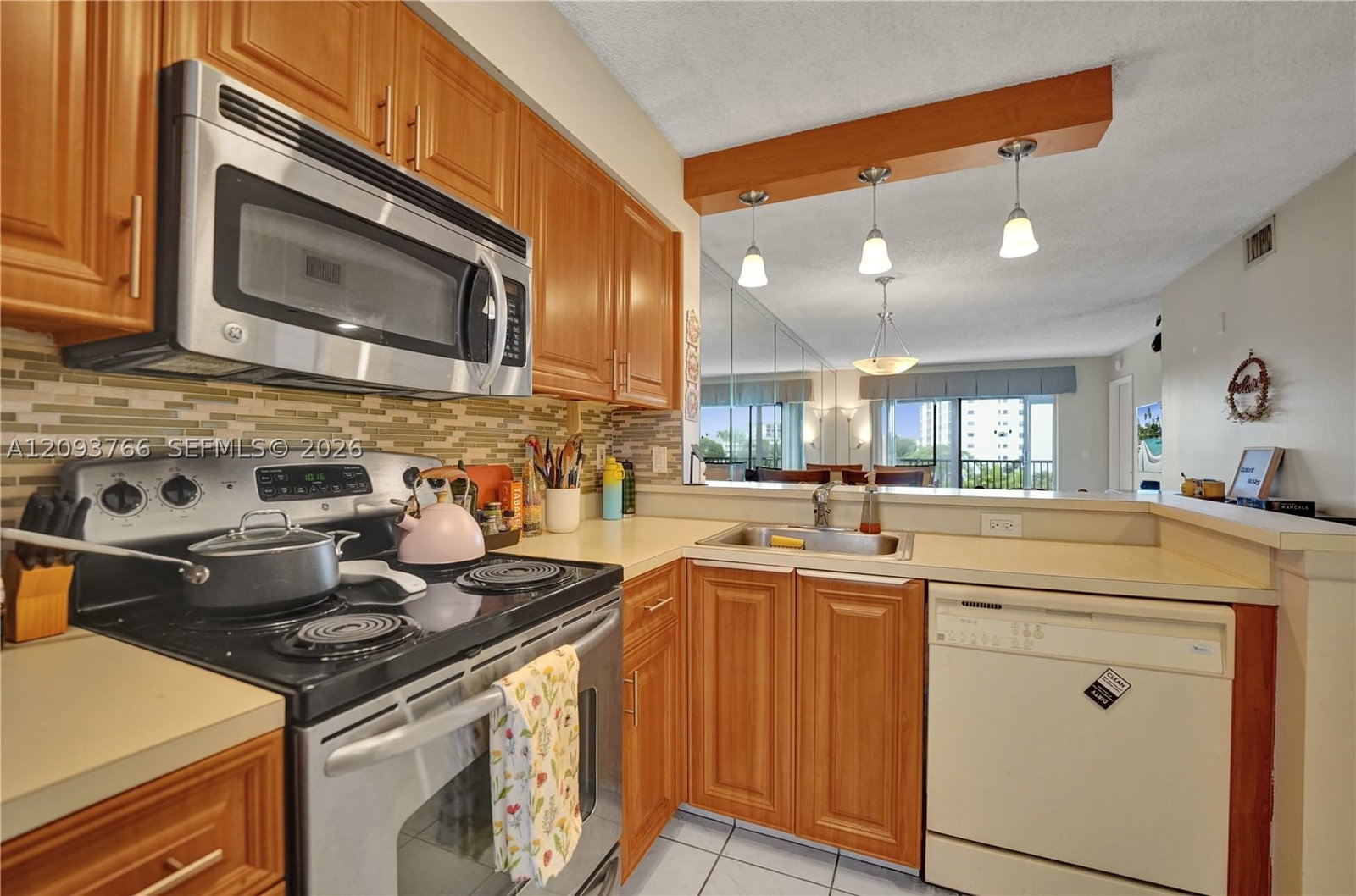 Real estate property located at 2226 Cypress Bend Dr #408, Broward, Cypress Bend #5 Condo, Pompano Beach, FL