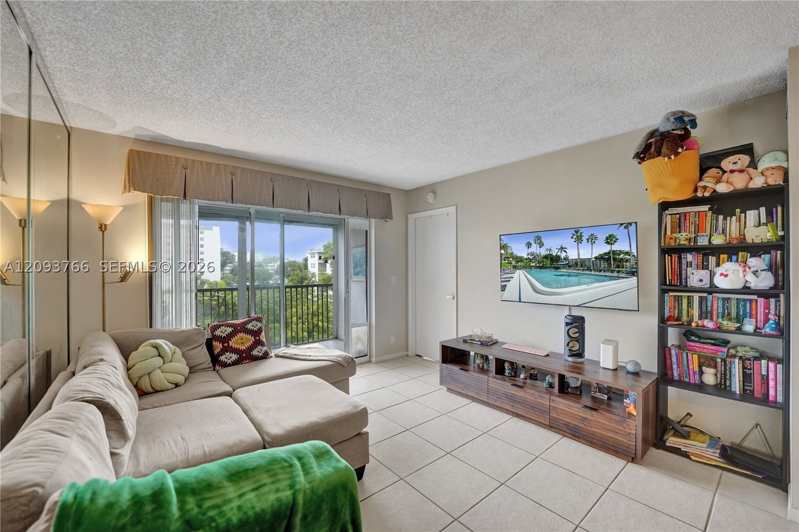 Real estate property located at 2226 Cypress Bend Dr #408, Broward, Cypress Bend #5 Condo, Pompano Beach, FL