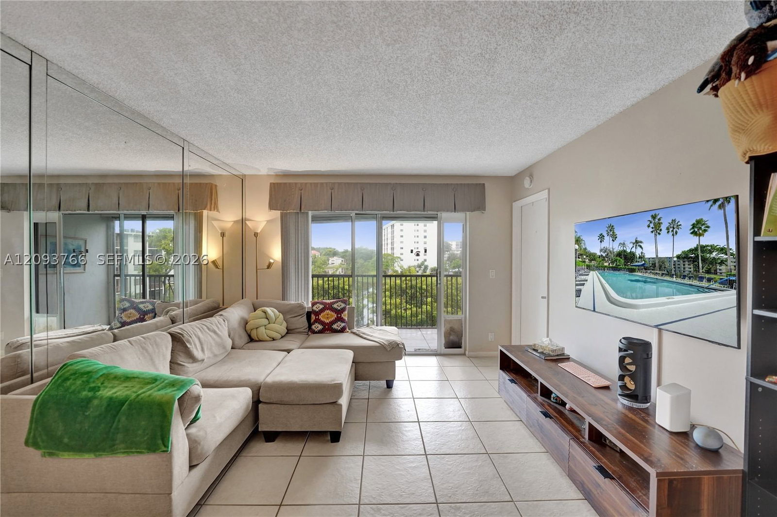 Real estate property located at 2226 Cypress Bend Dr #408, Broward, Cypress Bend #5 Condo, Pompano Beach, FL