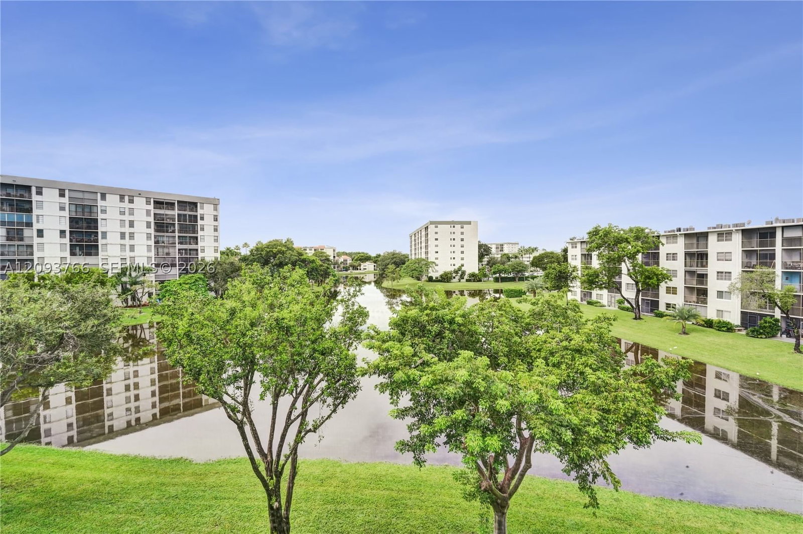 Real estate property located at 2226 Cypress Bend Dr #408, Broward, Cypress Bend #5 Condo, Pompano Beach, FL