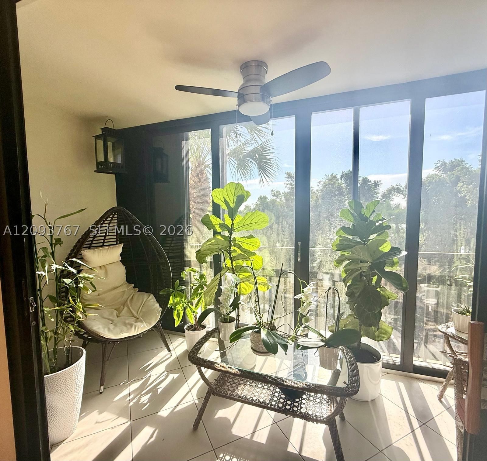 Real estate property located at 9735 52nd St #420, Miami-dade, Doral Oaks Condo #1, Doral, FL