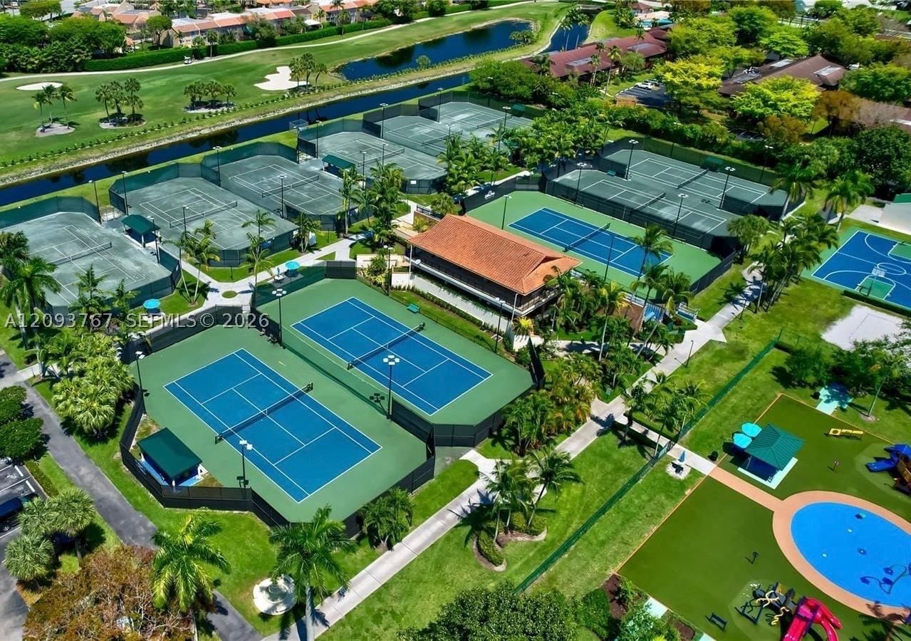 Real estate property located at 9735 52nd St #420, Miami-dade, Doral Oaks Condo #1, Doral, FL