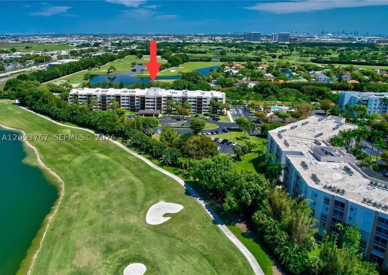 Real estate property located at 9735 52nd St #420, Miami-dade, Doral Oaks Condo #1, Doral, FL