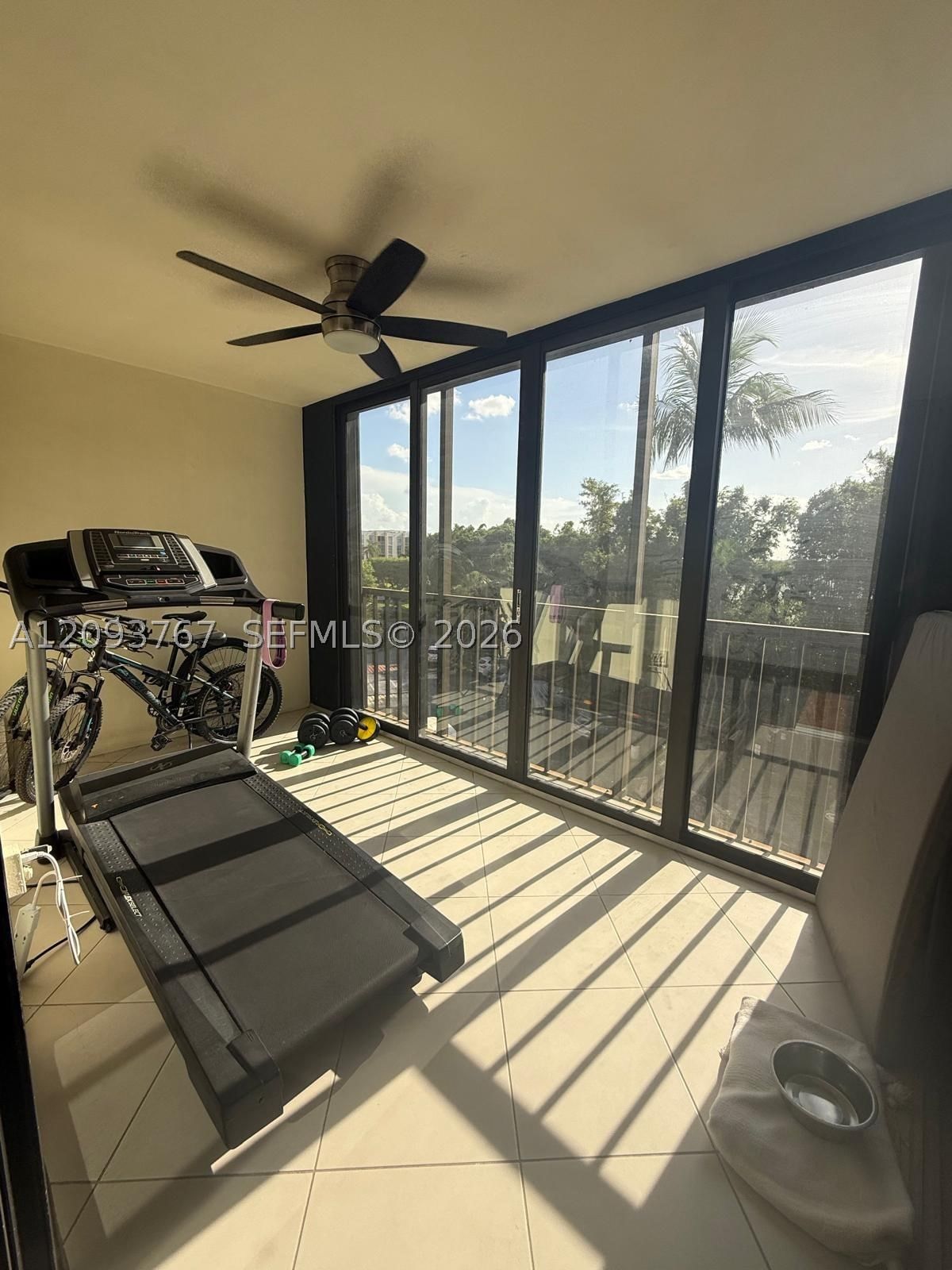 Real estate property located at 9735 52nd St #420, Miami-dade, Doral Oaks Condo #1, Doral, FL