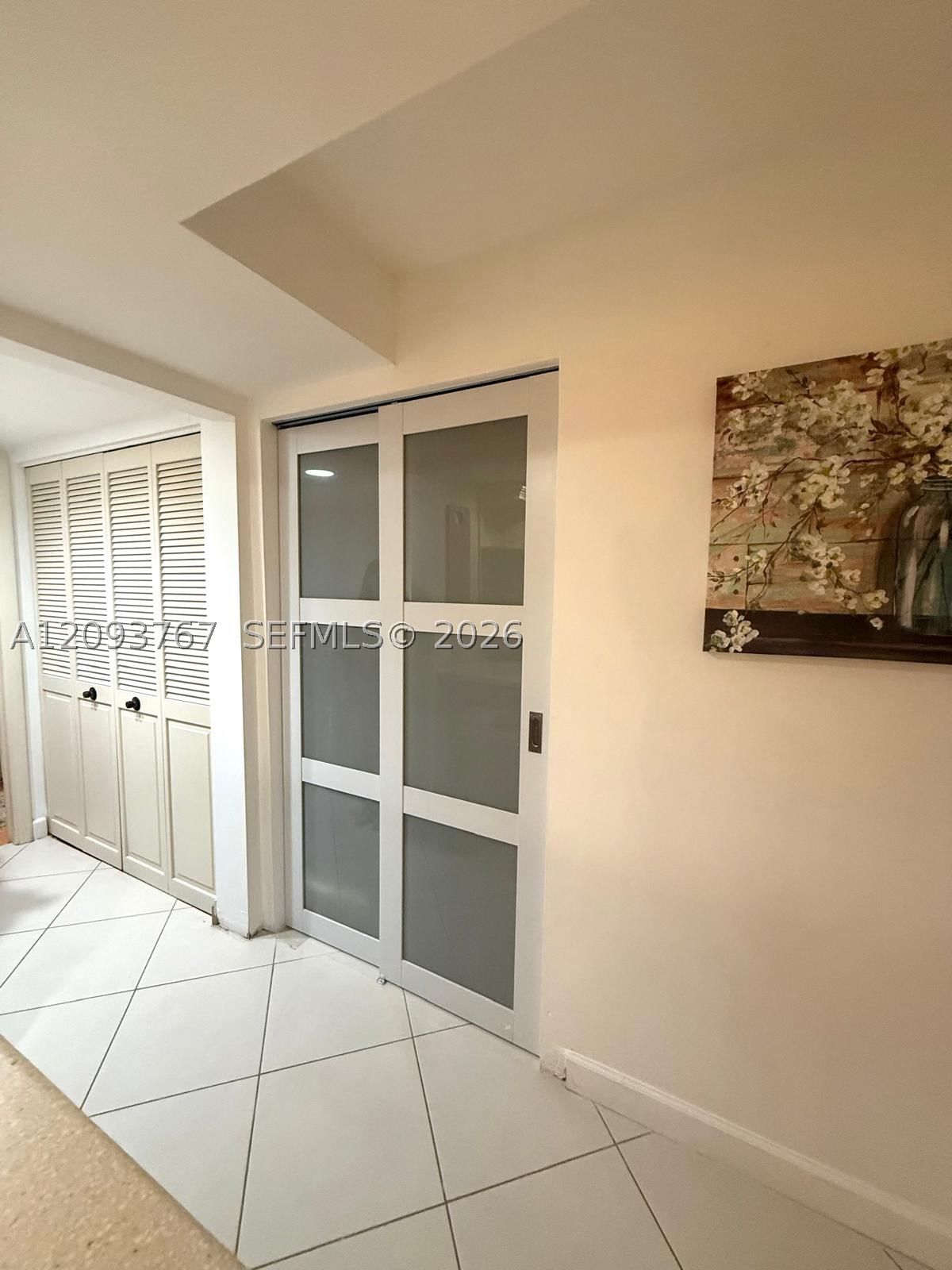 Real estate property located at 9735 52nd St #420, Miami-dade, Doral Oaks Condo #1, Doral, FL