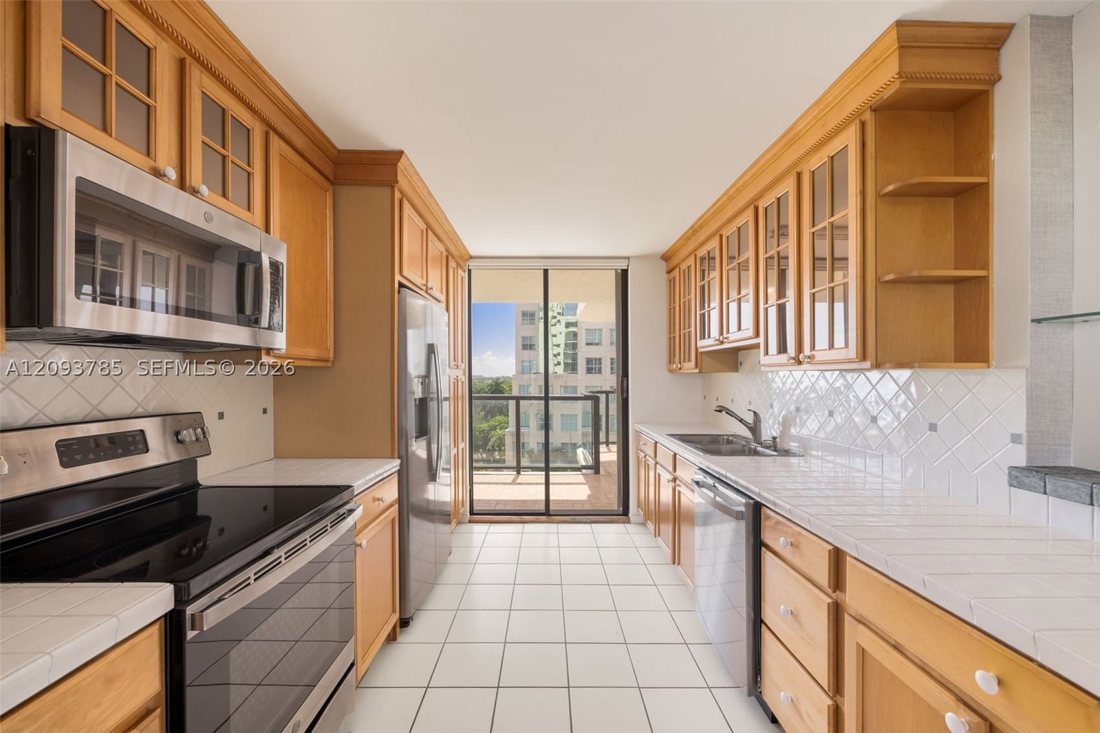 Real estate property located at 2575 Bayshore Dr #10A & 10B, Miami-dade, The Coconut Grove Bayshor, Coconut Grove, FL