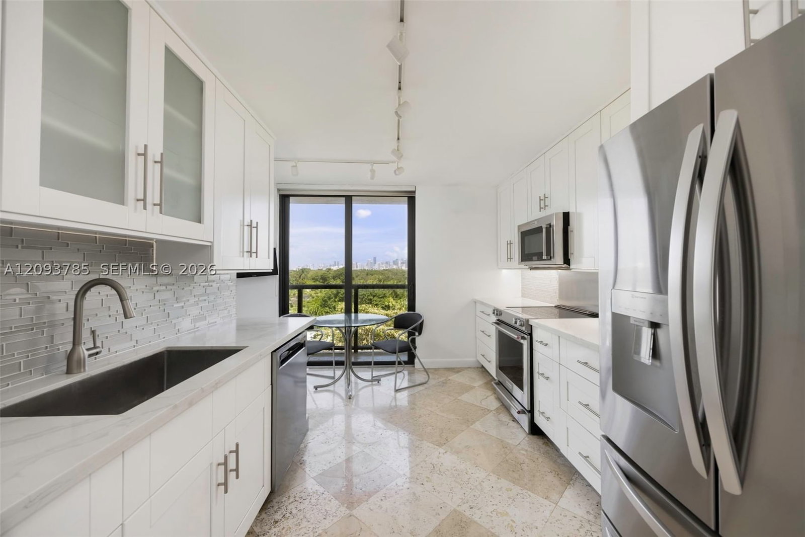 Real estate property located at 2575 Bayshore Dr #10A & 10B, Miami-dade, The Coconut Grove Bayshor, Coconut Grove, FL