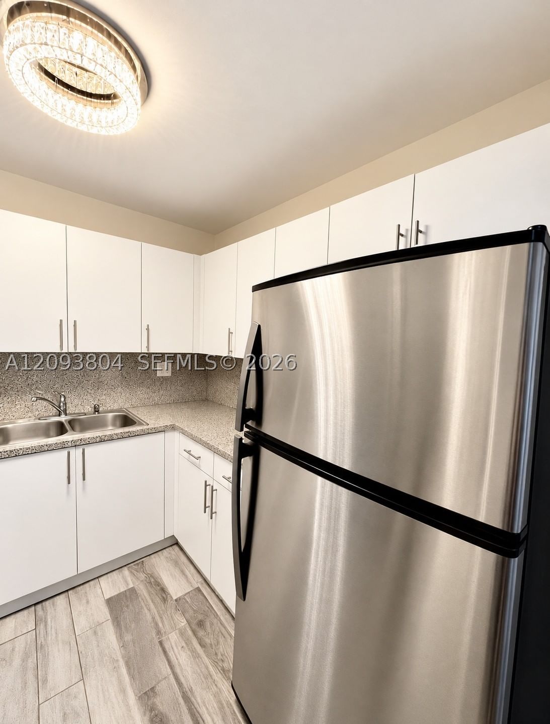 Real estate property located at 1885 56th St #110, Miami-dade, Cambridge Condo, Hialeah, FL