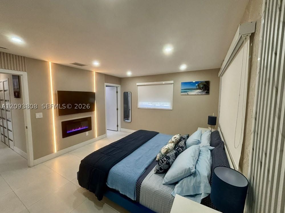 Real estate property located at 7181 Sheridan St, Broward, Heritage Homes, Hollywood, FL