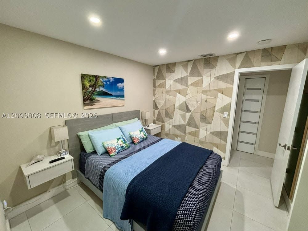 Real estate property located at 7181 Sheridan St, Broward, Heritage Homes, Hollywood, FL