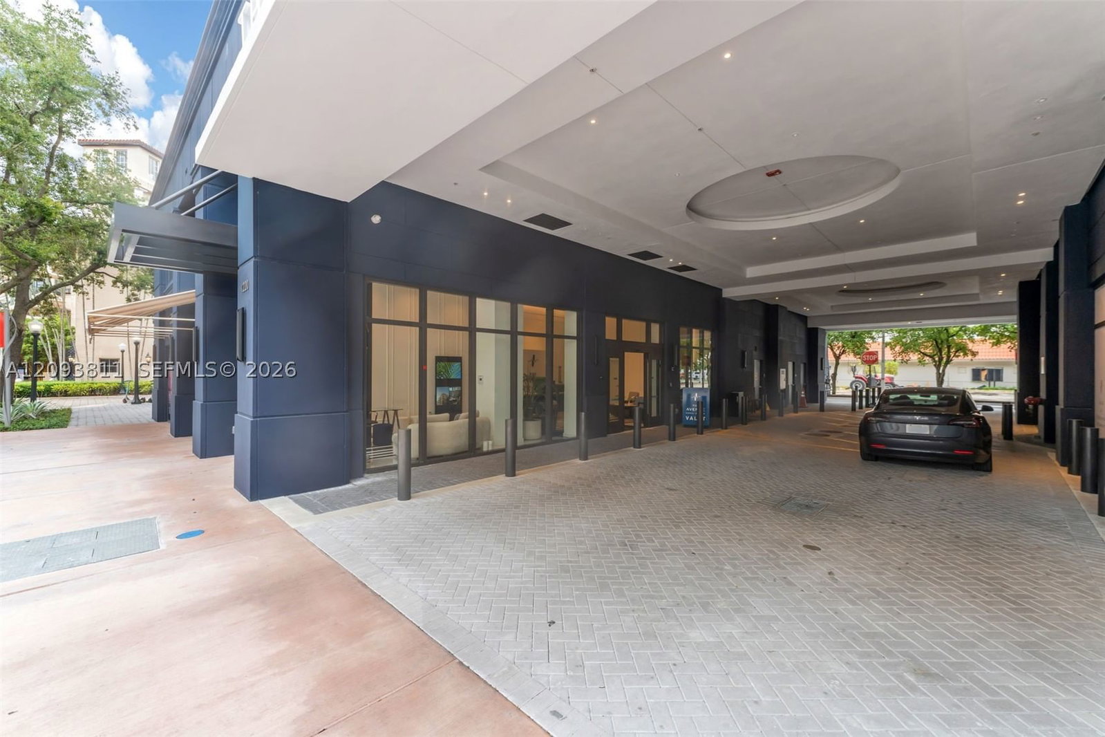 Real estate property located at 4220 Laguna #603, Miami-dade, San Lorenzo Condo, Coral Gables, FL