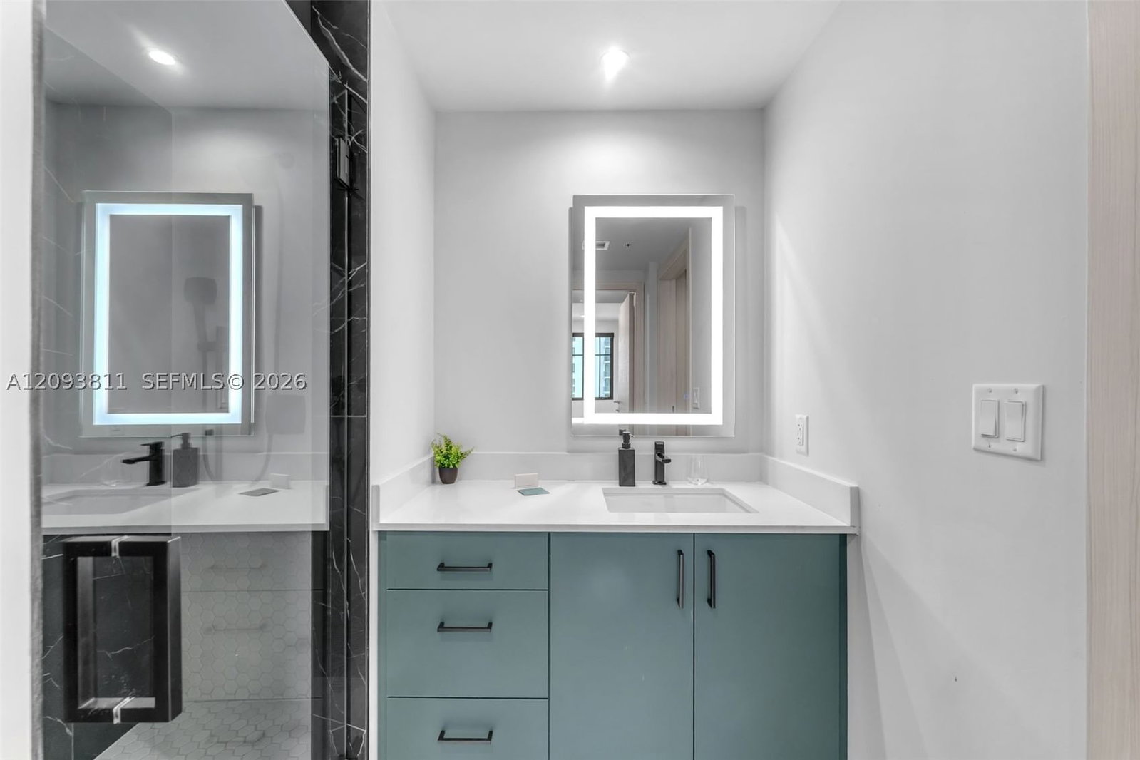 Real estate property located at 4220 Laguna #603, Miami-dade, San Lorenzo Condo, Coral Gables, FL