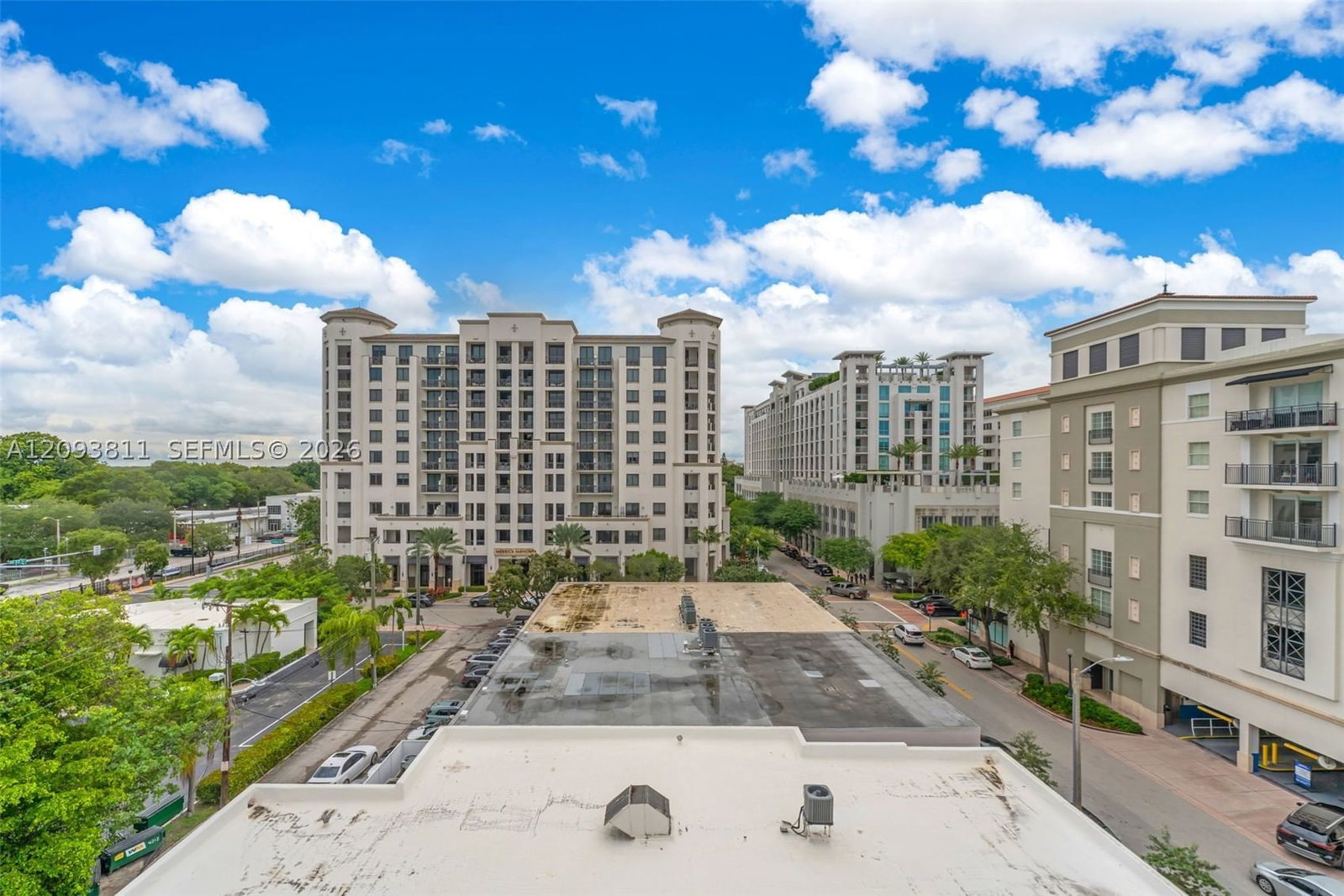 Real estate property located at 4220 Laguna #603, Miami-dade, San Lorenzo Condo, Coral Gables, FL