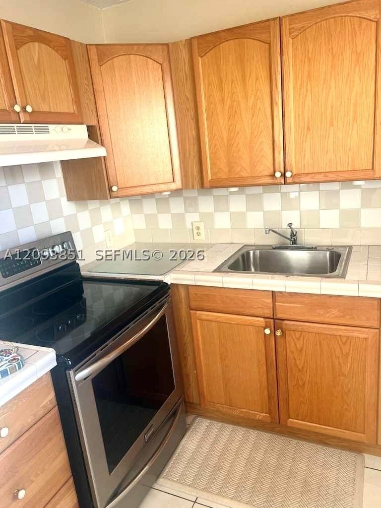 Real estate property located at 528 Mansfield M #528, Palm Beach, Mansfield At Century Vill, Boca Raton, FL