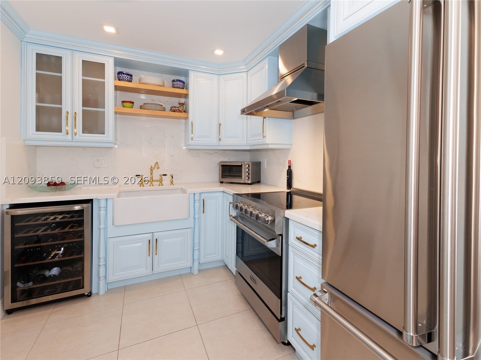 Real estate property located at 625 Biltmore Way #203, Miami-dade, Gables Plaza Condo, Coral Gables, FL