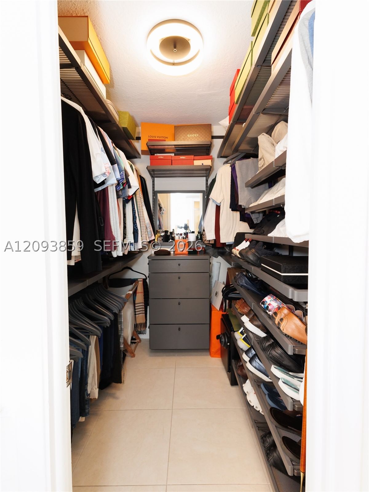 Real estate property located at 625 Biltmore Way #203, Miami-dade, Gables Plaza Condo, Coral Gables, FL