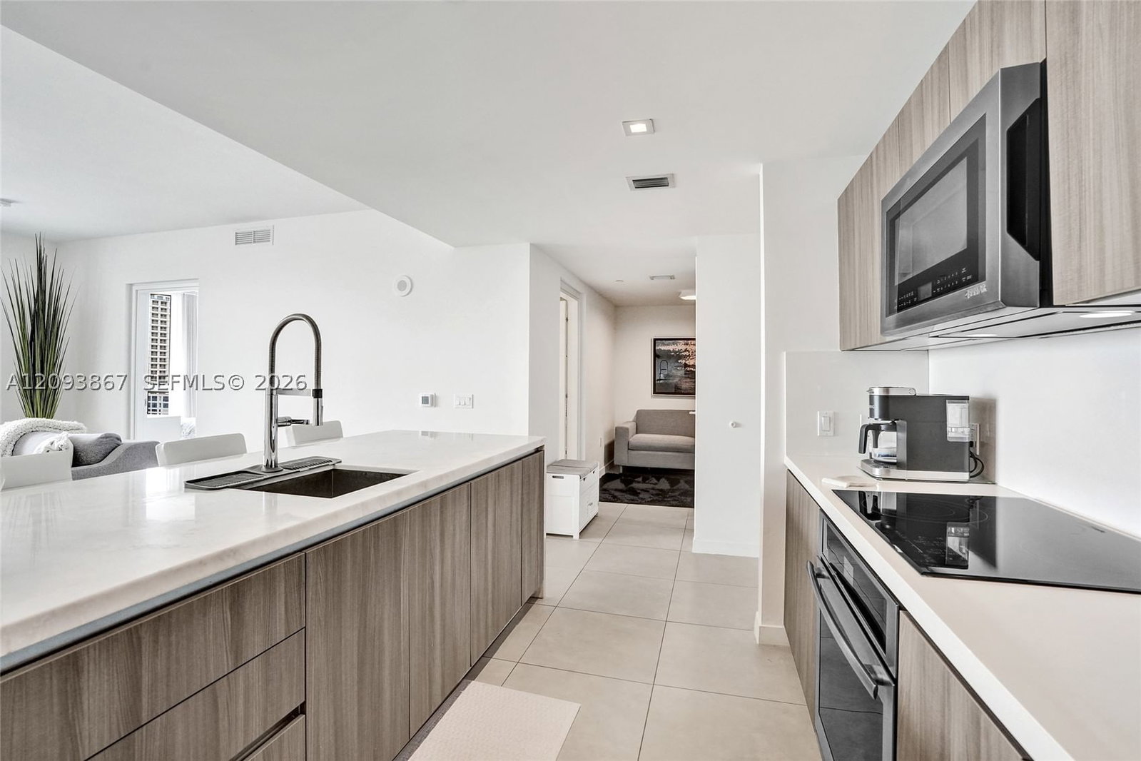Real estate property located at 401 Birch Rd #1212, Broward, Tiffany House Condo, Fort Lauderdale, FL