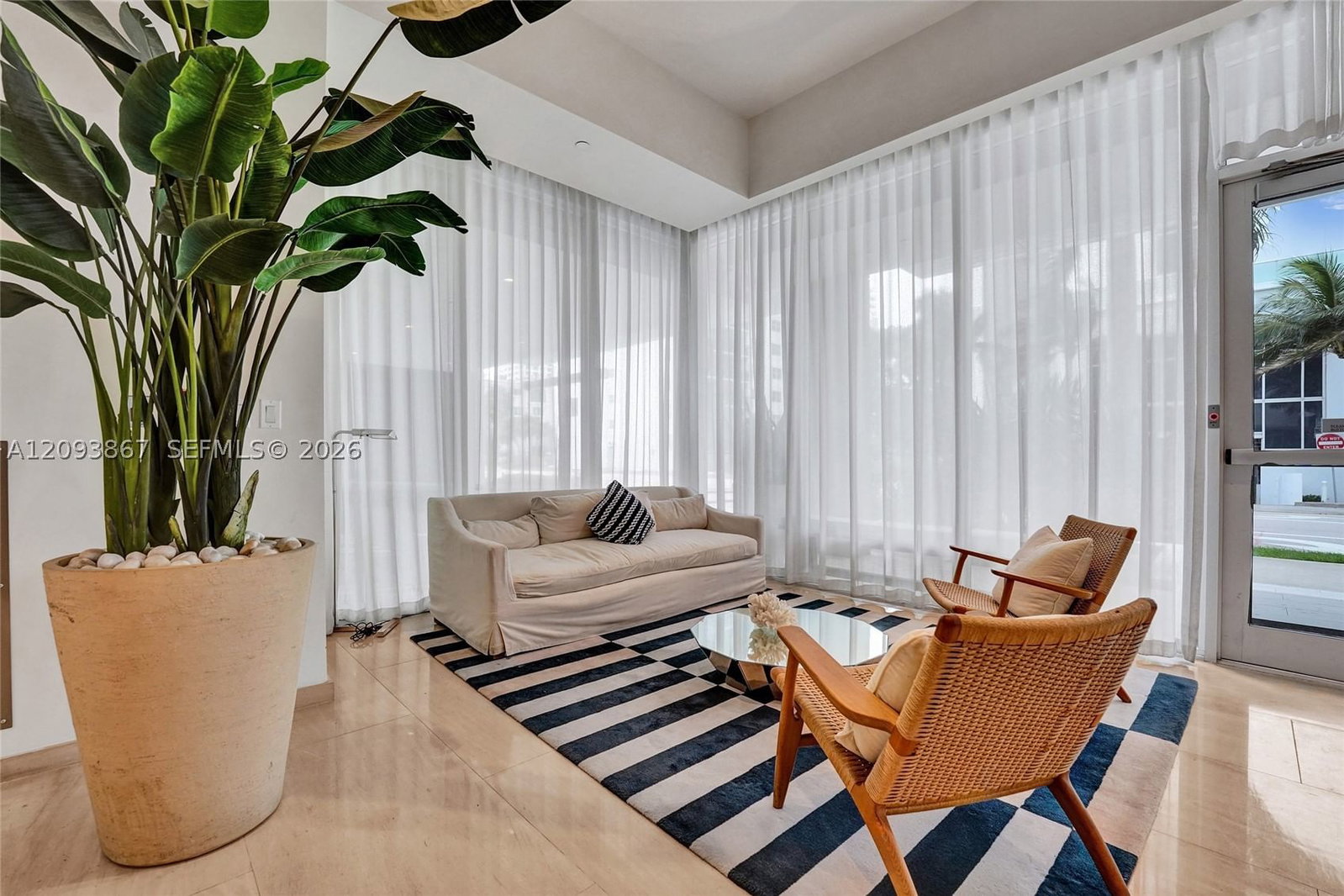 Real estate property located at 401 Birch Rd #1212, Broward, Tiffany House Condo, Fort Lauderdale, FL