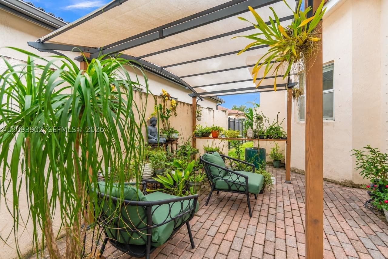 Real estate property located at , Miami-dade, Century Gardens, Hialeah, FL