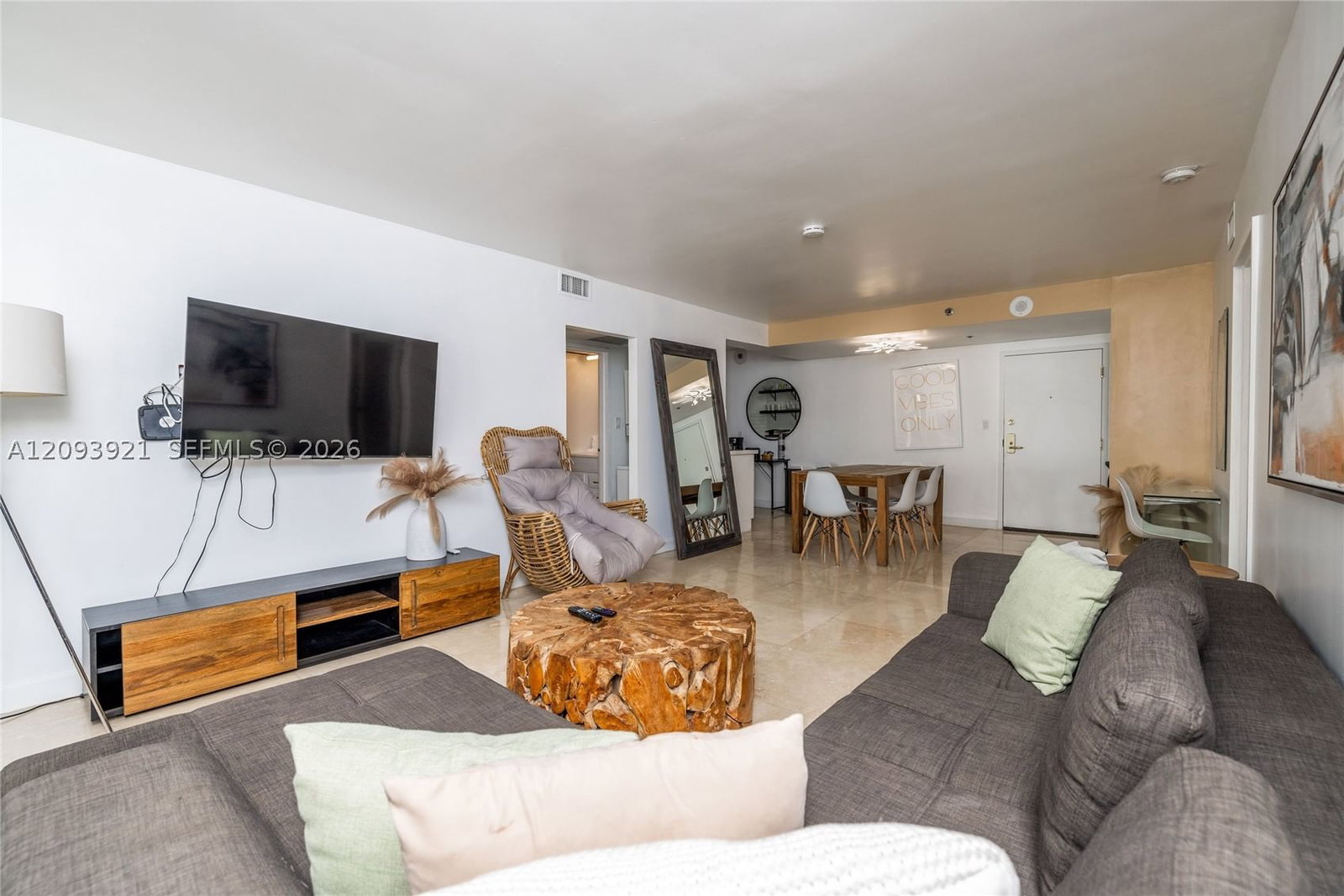Real estate property located at 5225 Collins Ave #1114, Miami-dade, The Alexander Condo, Miami Beach, FL