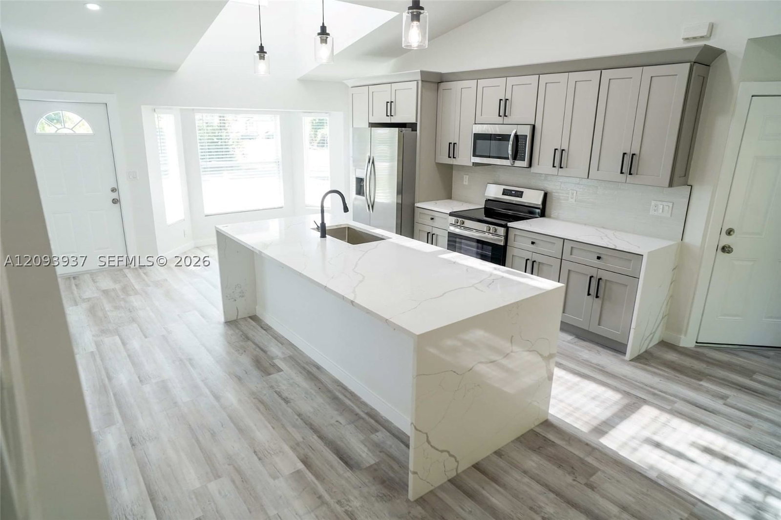 Real estate property located at 2801 flora ave N, Lee, Lehigh Acres, Lehigh Acres, FL