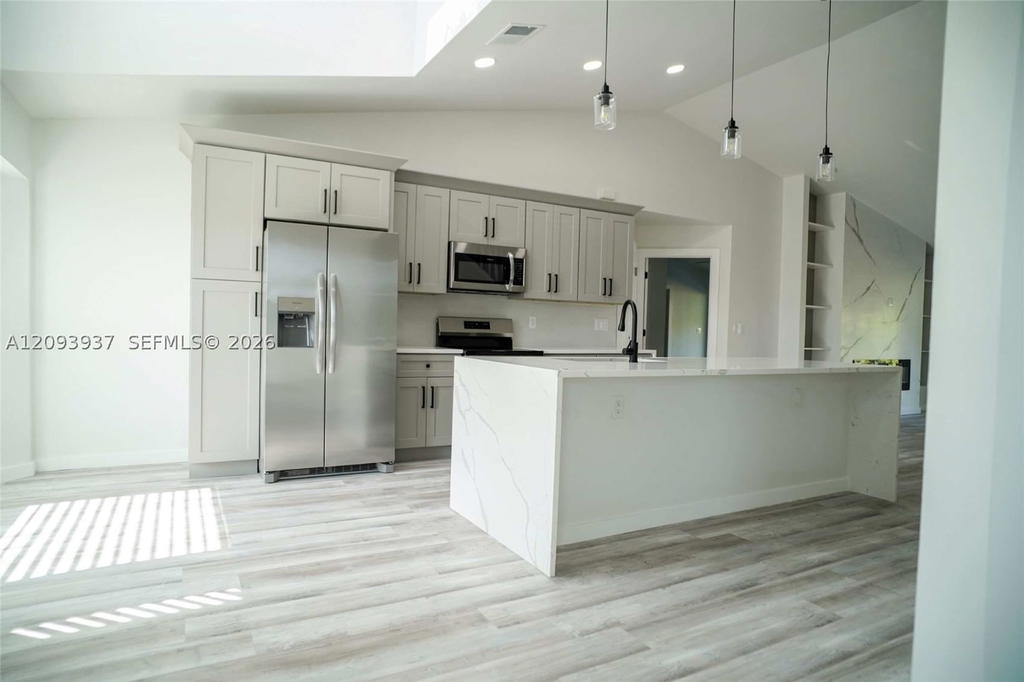 Real estate property located at 2801 flora ave N, Lee, Lehigh Acres, Lehigh Acres, FL