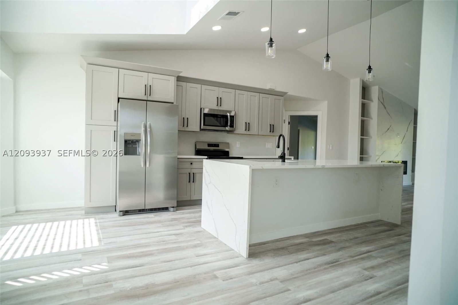Real estate property located at 2801 flora ave N, Lee, Lehigh Acres, Lehigh Acres, FL
