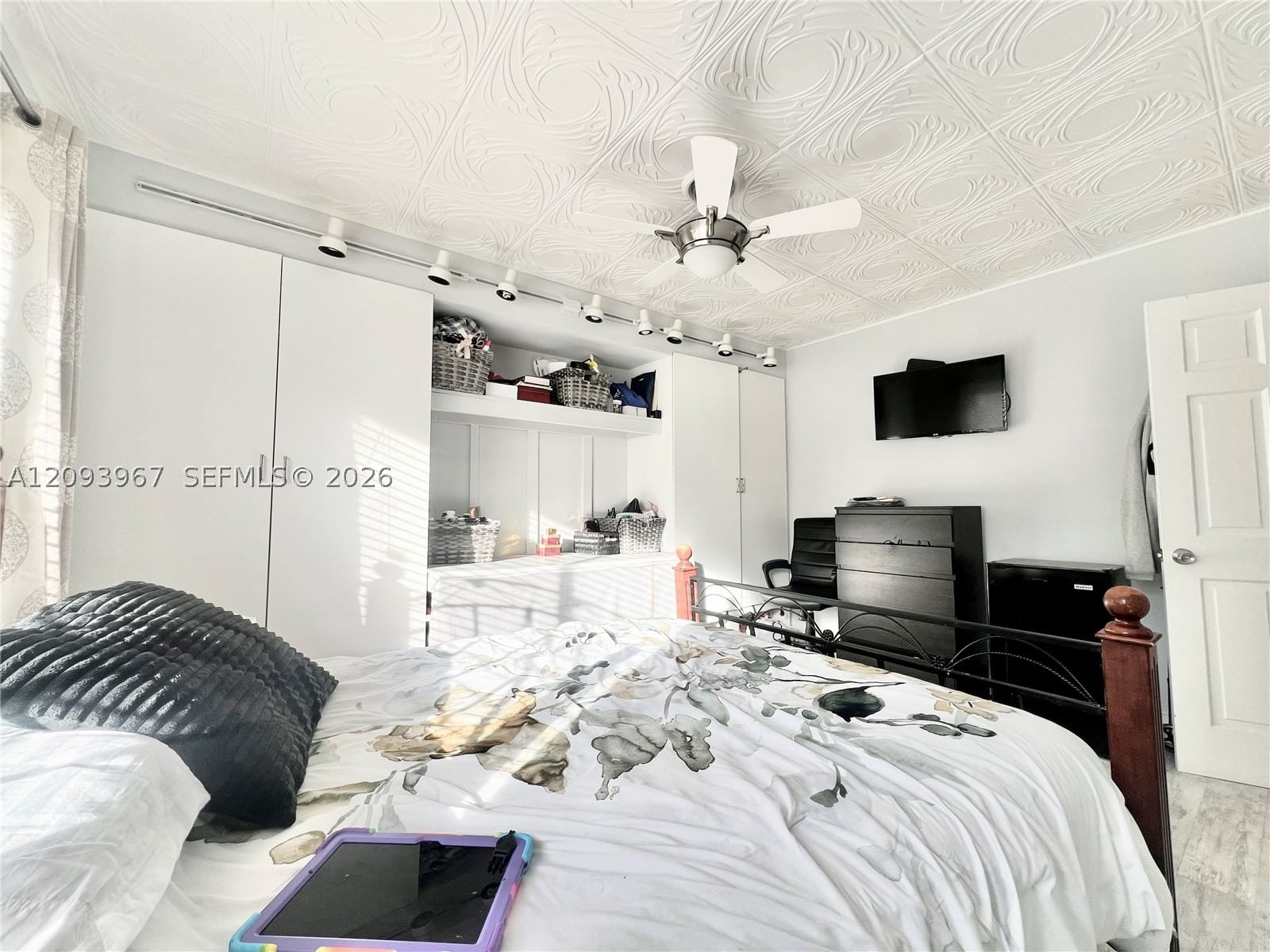 Real estate property located at 3318 103rd Ave, Broward, Countryside At Welleby, Sunrise, FL