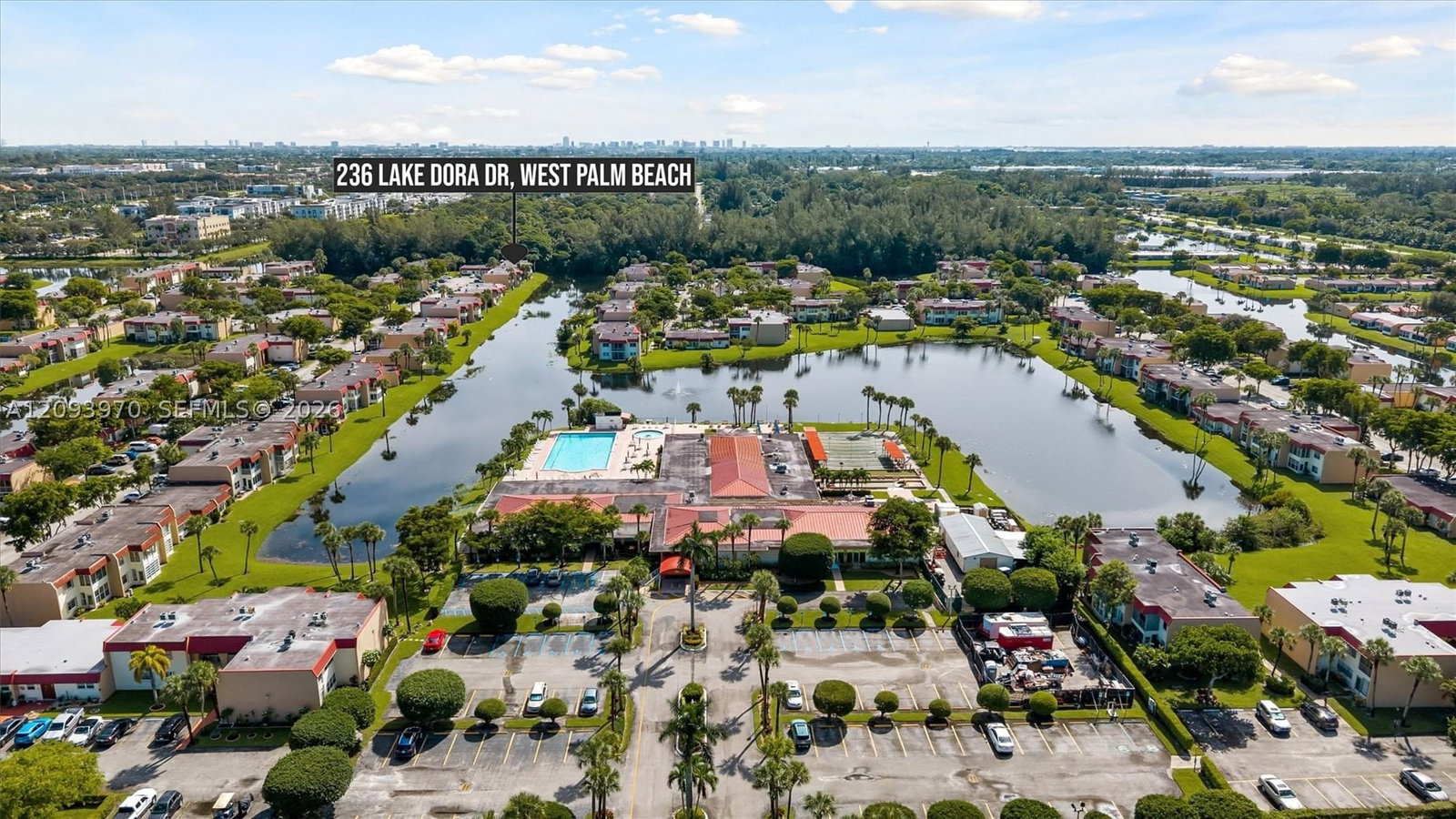 Real estate property located at 236 Lake Dora Dr #236, Palm Beach, Golden Lakes Village Cond, West Palm Beach, FL