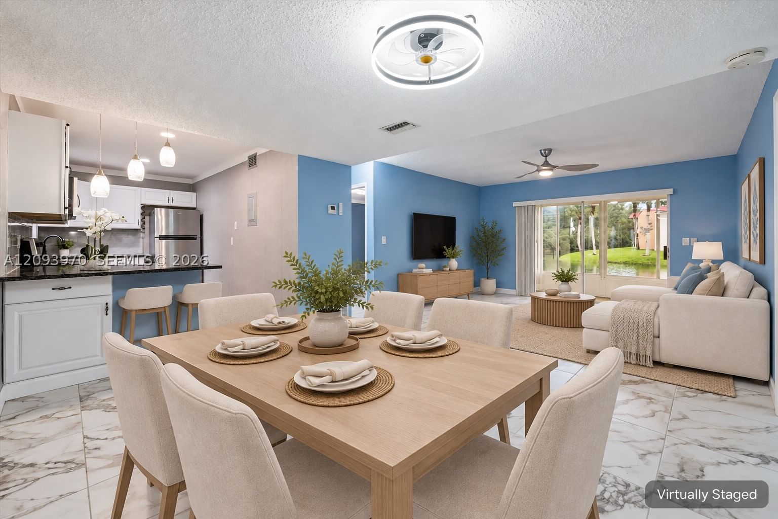 Real estate property located at 236 Lake Dora Dr #236, Palm Beach, Golden Lakes Village Cond, West Palm Beach, FL