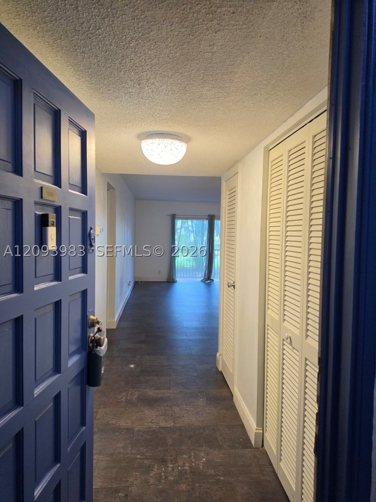Real estate property located at 5961 Falls Cir Dr #109, Broward, The Falls Of Inverrary, Lauderhill, FL