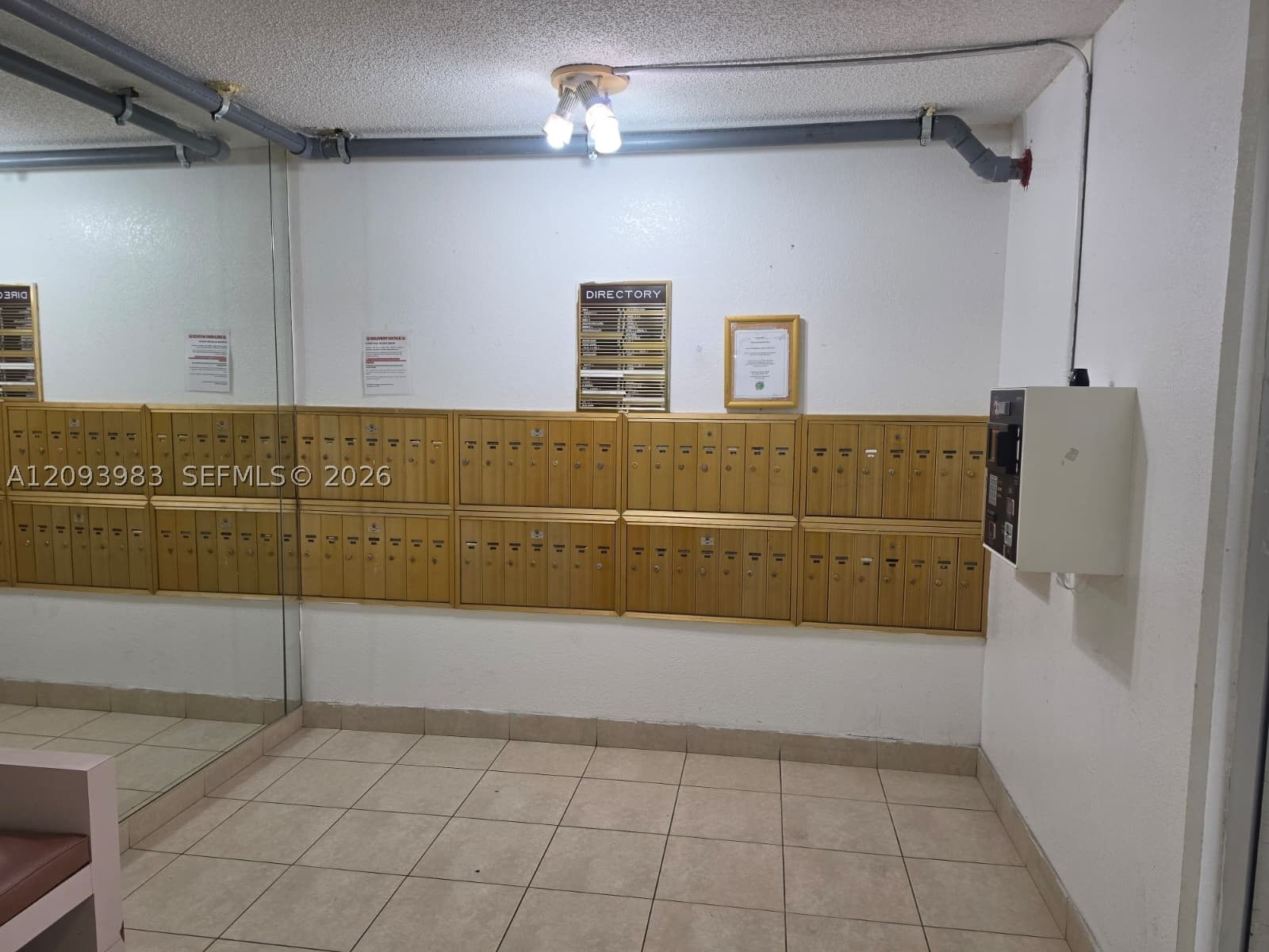 Real estate property located at 5961 Falls Cir Dr #109, Broward, The Falls Of Inverrary, Lauderhill, FL