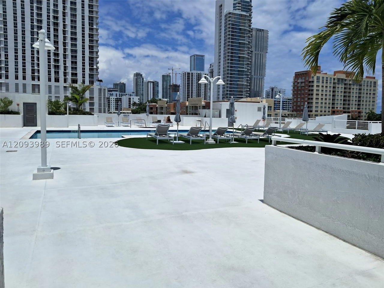 Real estate property located at 275 18th St #1409, Miami-dade, 1800 Biscayne Plaza Condo, Miami, FL