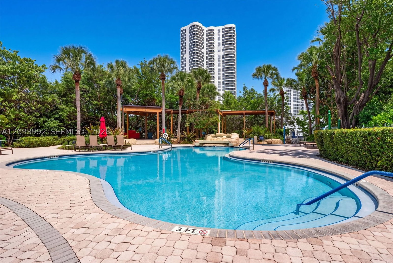 Real estate property located at 3400 192nd St #2012, Miami-dade, Mystic Pointe Tower 600 C, Aventura, FL