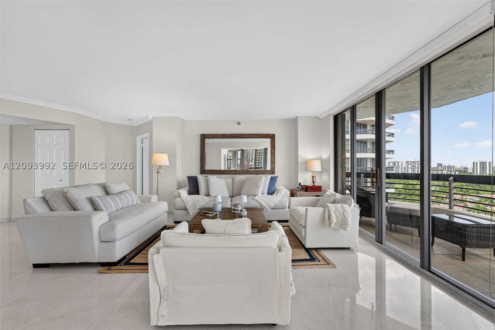 Real estate property located at 3400 192nd St #2012, Miami-dade, Mystic Pointe Tower 600 C, Aventura, FL