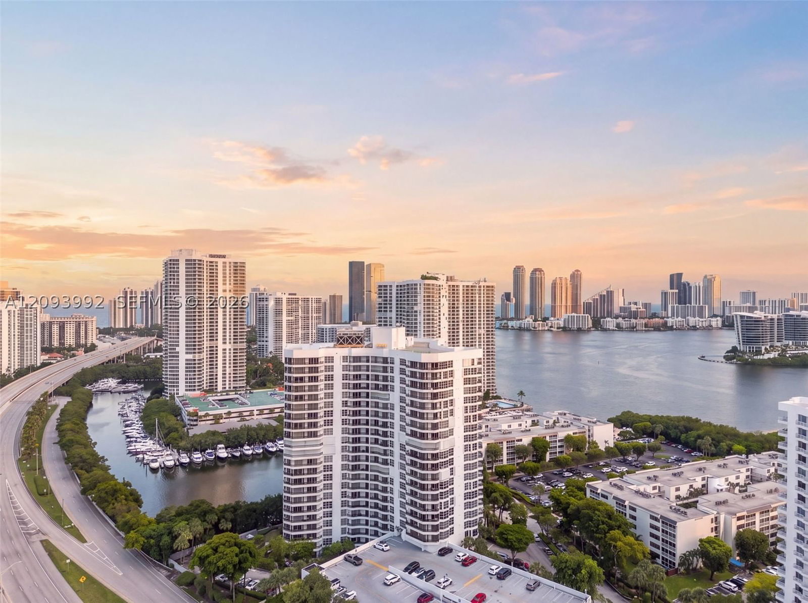 Real estate property located at 3400 192nd St #2012, Miami-dade, Mystic Pointe Tower 600 C, Aventura, FL