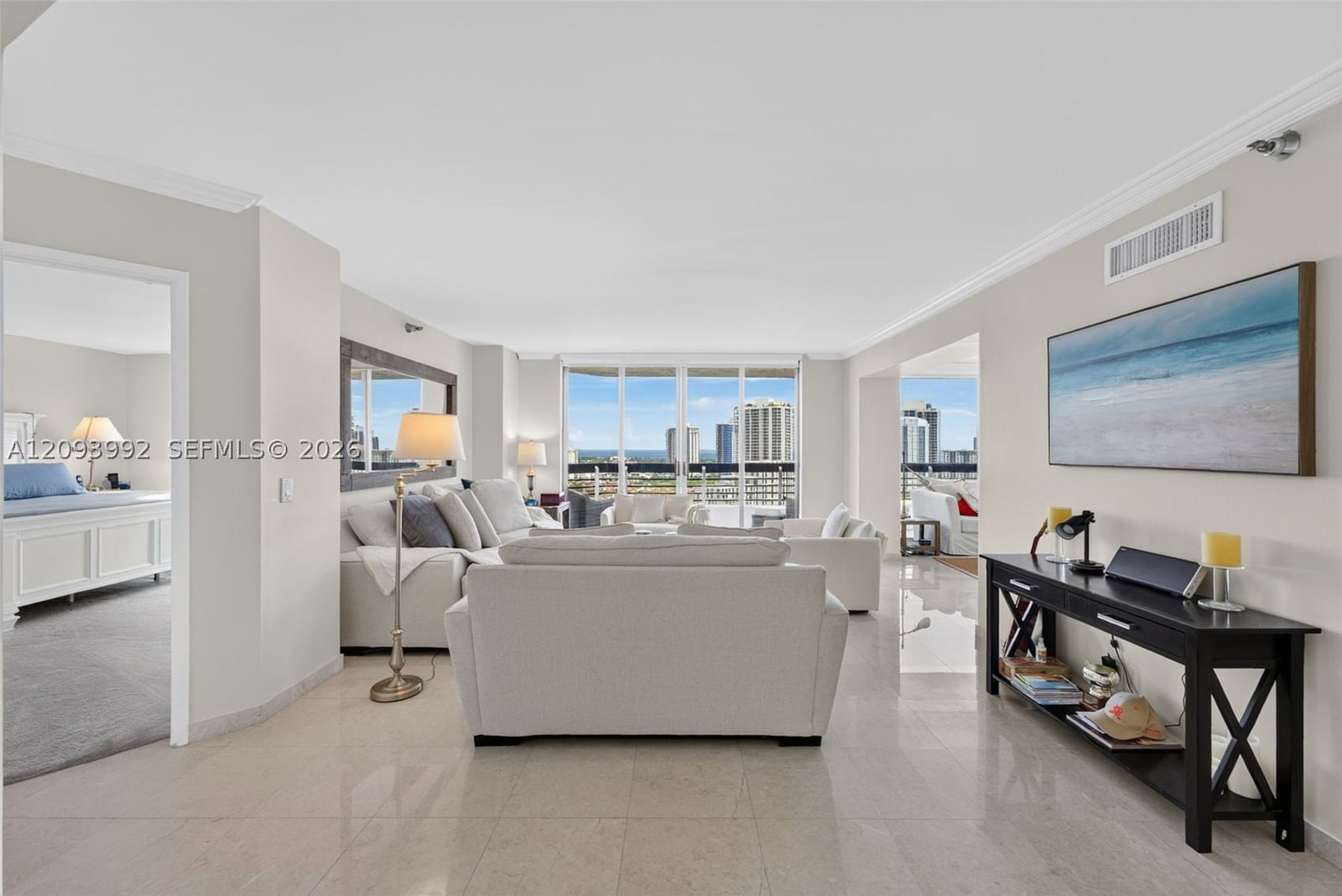 Real estate property located at 3400 192nd St #2012, Miami-dade, Mystic Pointe Tower 600 C, Aventura, FL
