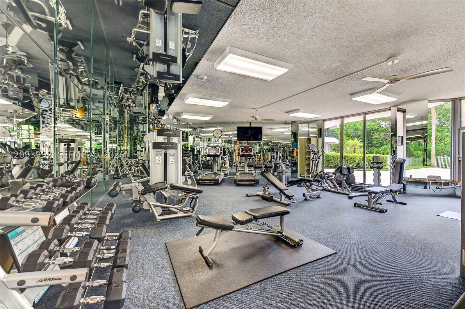 Real estate property located at 3400 192nd St #2012, Miami-dade, Mystic Pointe Tower 600 C, Aventura, FL