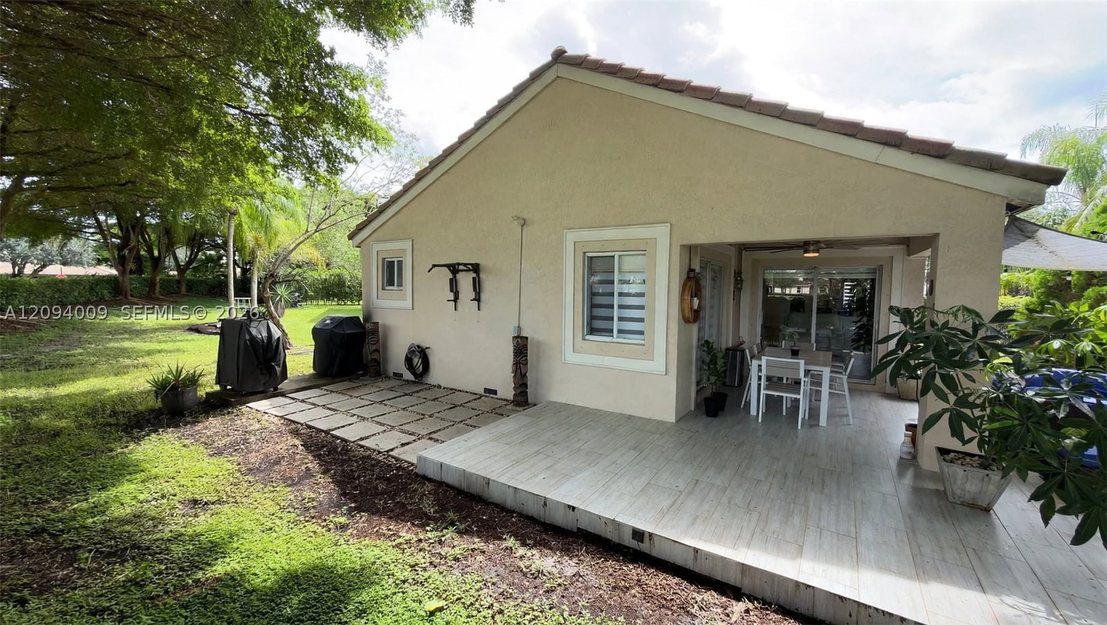 Real estate property located at 1596 Canary Island Dr, Broward, Sector 2- Parcels 21b 22, Weston, FL