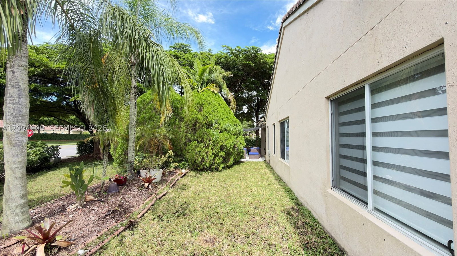 Real estate property located at 1596 Canary Island Dr, Broward, Sector 2- Parcels 21b 22, Weston, FL