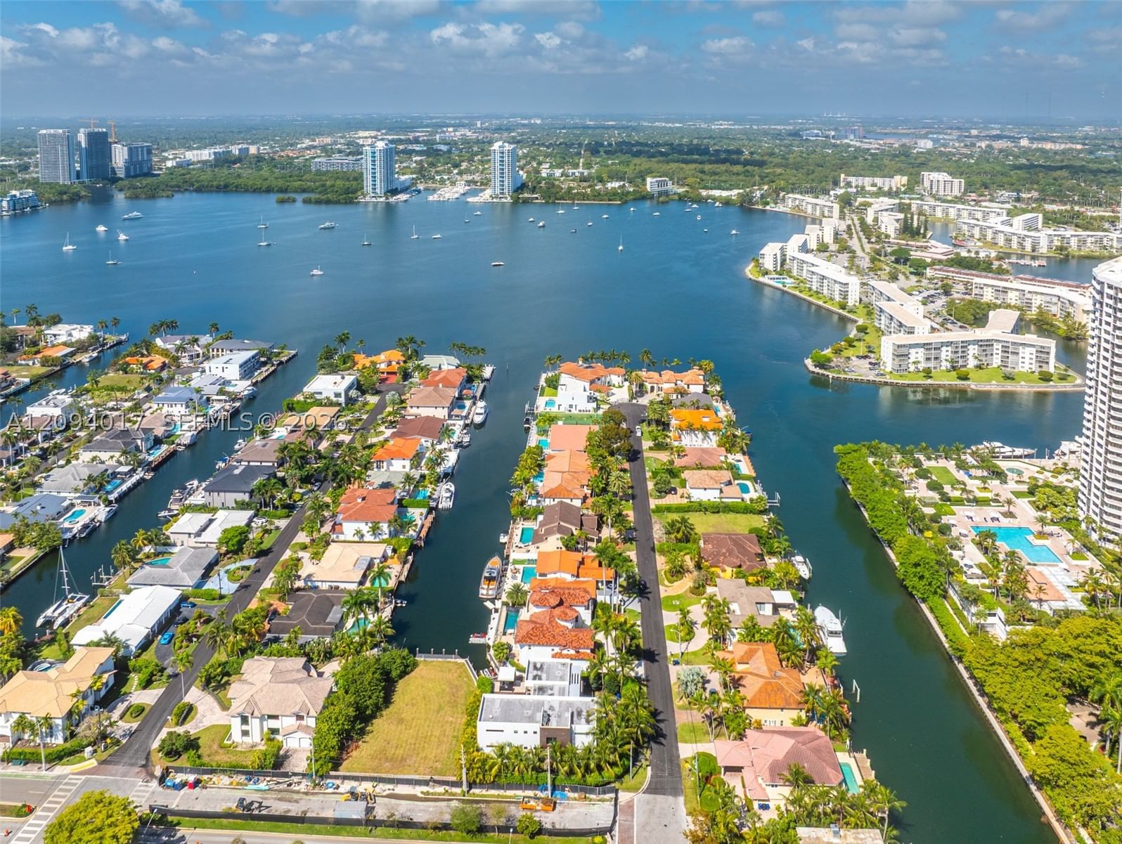 Real estate property located at 3442 171st St, Miami-dade, Eastern Shores 1st Addn, North Miami Beach, FL