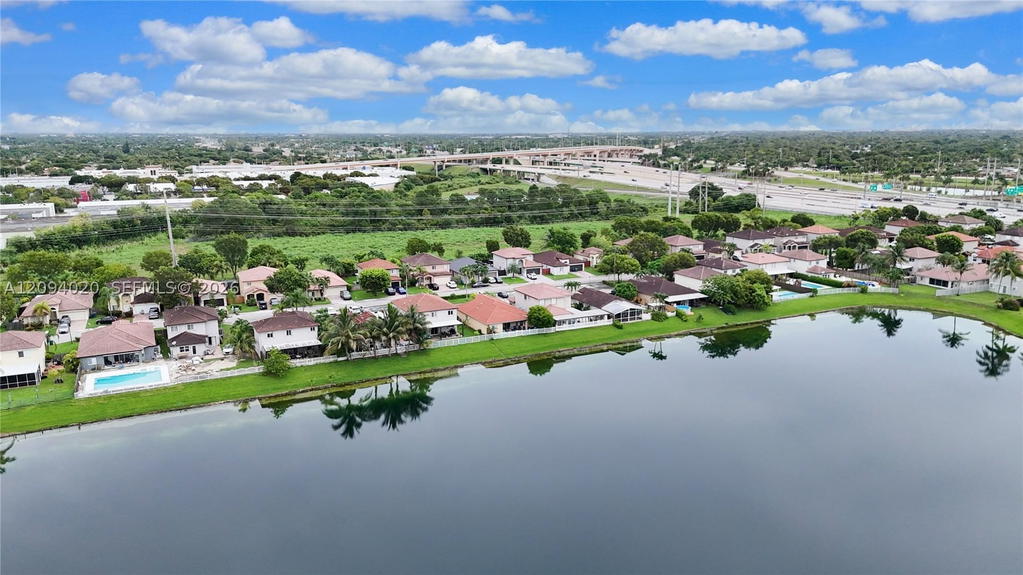 Real estate property located at 12061 135th Ter, Miami-dade, Four Lakes Sec 7, Miami, FL