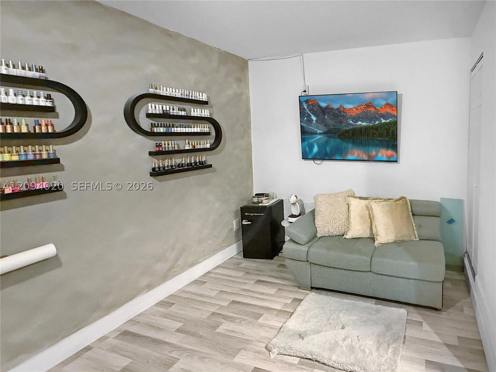 Real estate property located at 12061 135th Ter, Miami-dade, Four Lakes Sec 7, Miami, FL