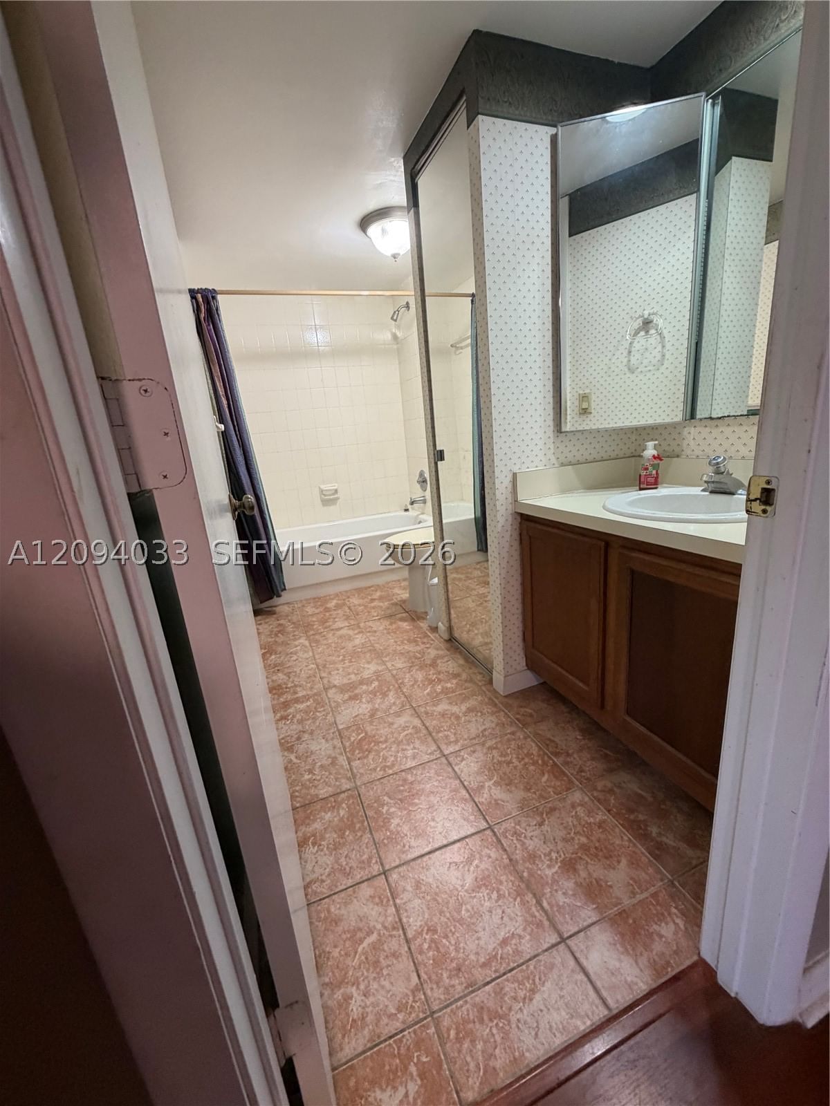 Real estate property located at 2564 Lakeview Ct, Broward, Rock Creek Phase Two, Cooper City, FL