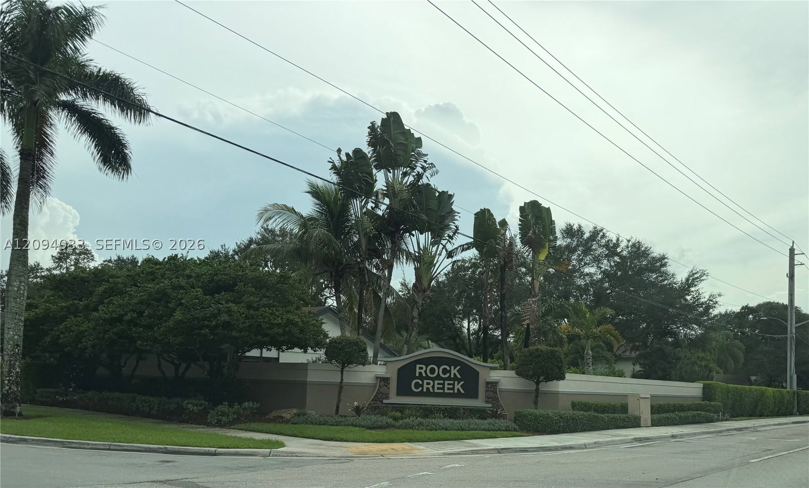 Real estate property located at 2564 Lakeview Ct, Broward, Rock Creek Phase Two, Cooper City, FL